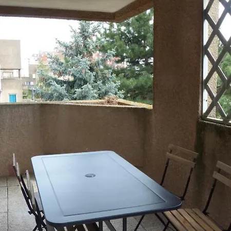 Chambre En Colocation Avec Acces Terrasse Проживание в семье *